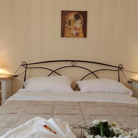 A Casa Di Iole Lejlighed Fiumicino Eksteriør billede